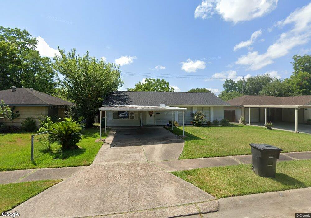 9902 Carmalee St, Houston, TX 77075 - photo 1