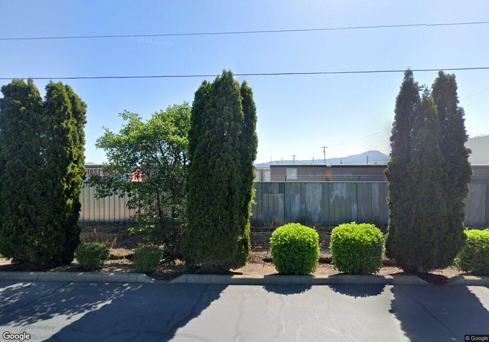 94 W Vilas Rd, Central Point, OR 97502 - photo 1