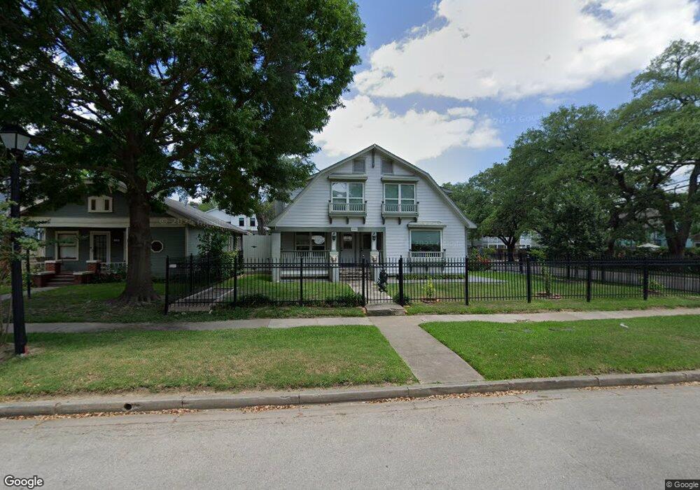 1101 E 7th St, Houston, TX 77009 - photo 1