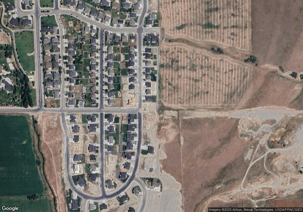 594 S 1140 E, Smithfield, UT 84335 - photo 1