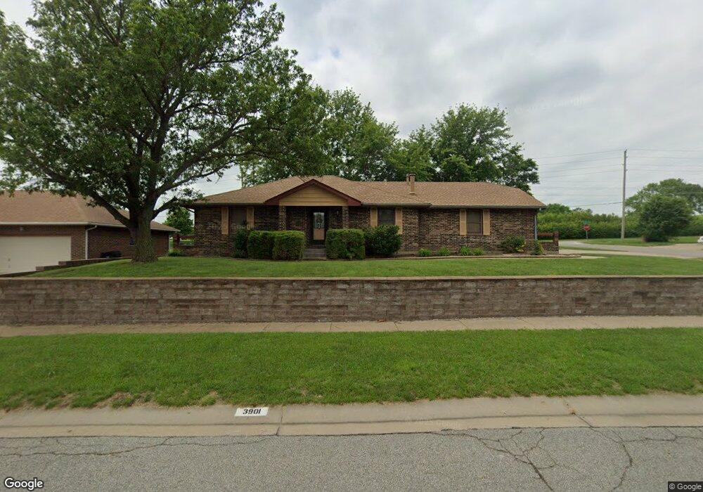 3901 SW Moundview Dr, Topeka, KS 66610 - photo 1