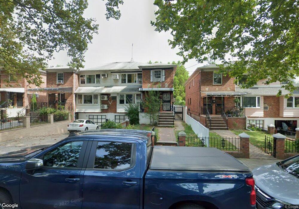 4527 165th St, Flushing, NY 11358 - photo 1