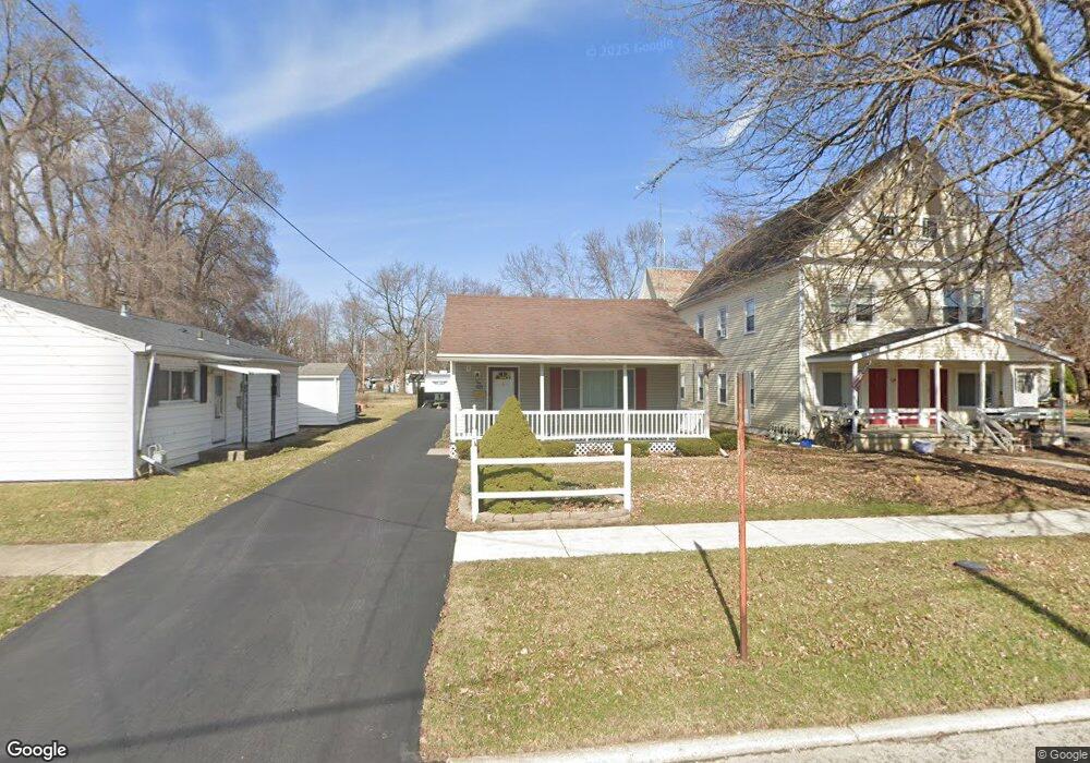 520 Eben Ave, Findlay, OH 45840 - photo 1