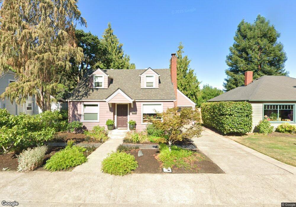 2436 Emerald St, Eugene, OR 97403 - photo 1