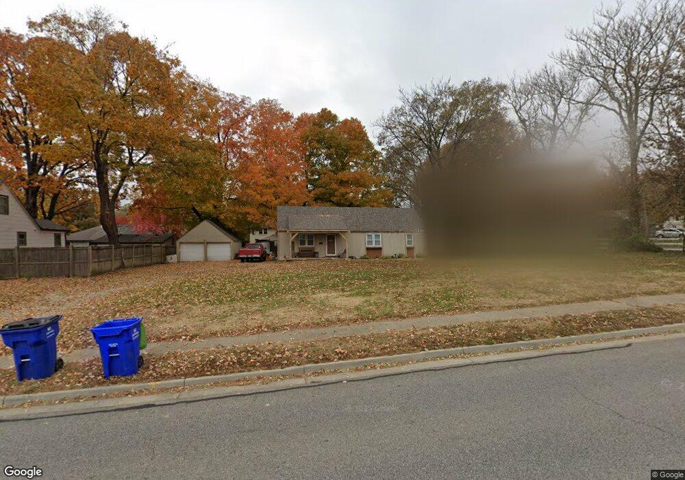 5528 Quivira Rd, Shawnee, KS 66216 - photo 1