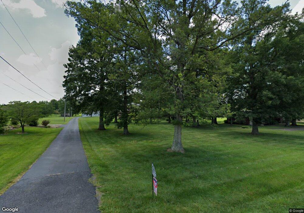 560 Armstrong Ln, Mount Washington, KY 40047 - photo 1