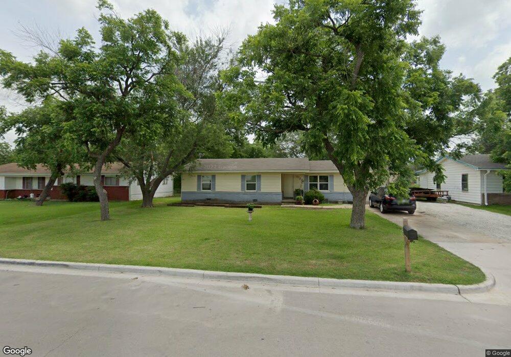 122 Meadowbrook St, Robinson, TX 76706 - photo 1