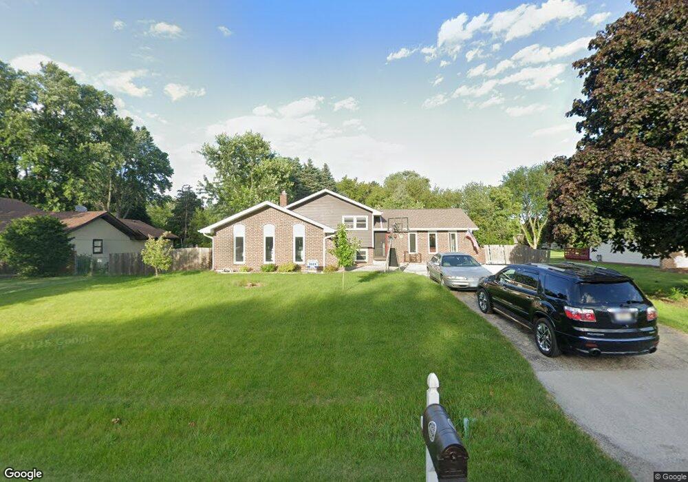 11S553 Whittington Ln, Naperville, IL 60564 - photo 1