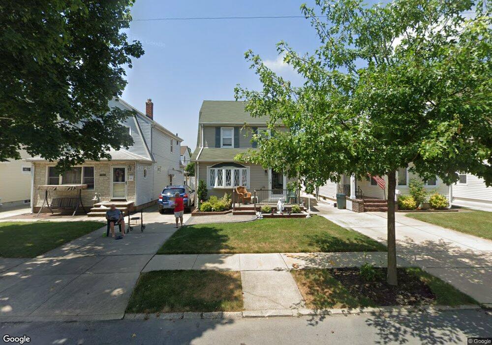 8628 252nd St, Bellerose, NY 11426 - photo 1