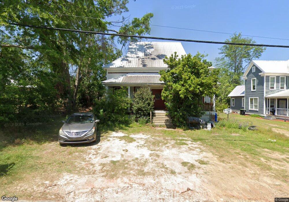 127 Peachtree St W, Douglas, GA 31533 - photo 1
