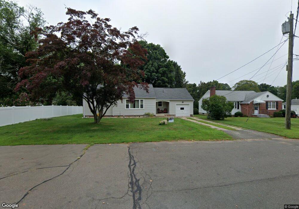 10 Field Place, Branford, CT 06405 - photo 1