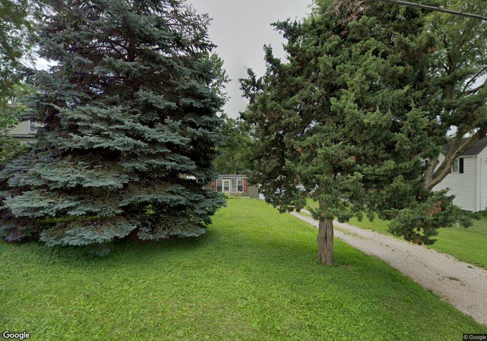 1808 Southlawn Dr, Des Moines, IA 50315 - photo 1