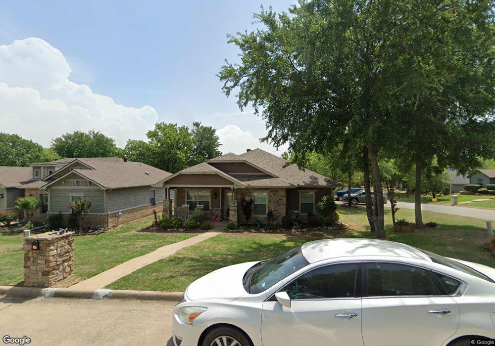 1800 Woodland Park Dr, Denison, TX 75020 - photo 1