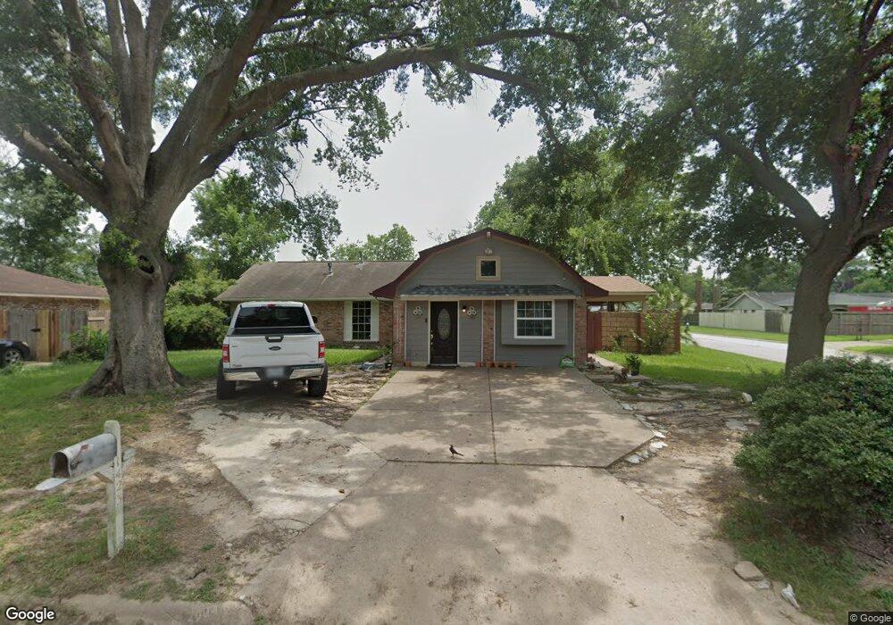 1423 Hidden Valley Dr, Houston, TX 77088 - photo 1