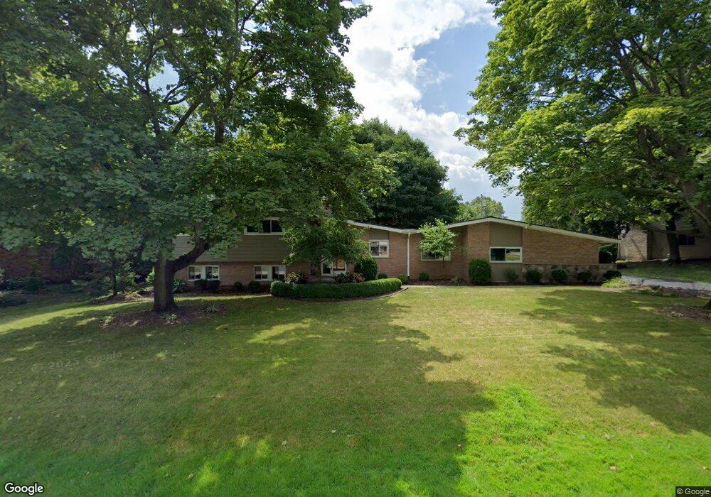 1343 Lake Crescent Dr unit Bldg-Unit, Bloomfield Hills, MI 48302 - photo 1