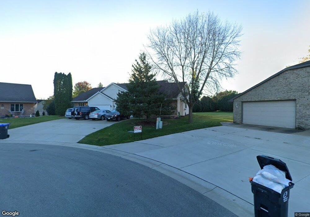 W3125 Harvard Ct, Appleton, WI 54915 - photo 1