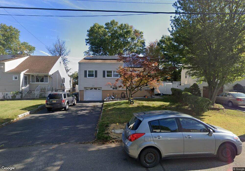 147 Arlington Dr, Fords, NJ 08863 - photo 1