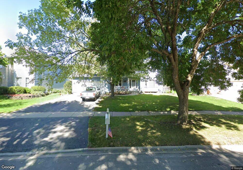 1719 Frost Ln, Naperville, IL 60564 - photo 1