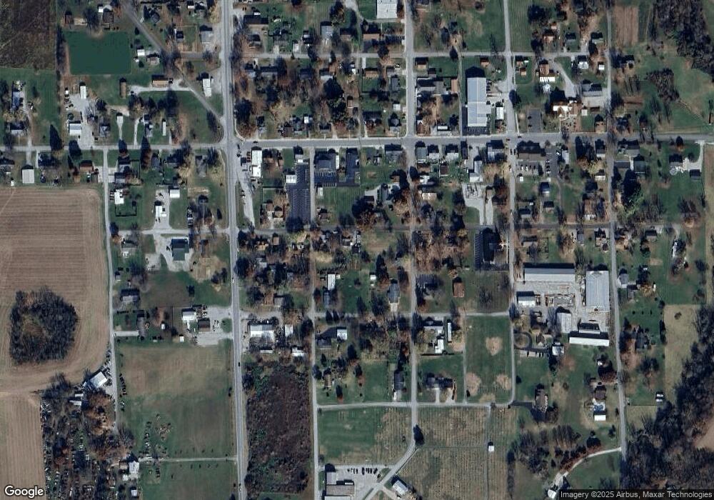 208 E 3rd St, New Washington, IN 47162 - photo 1