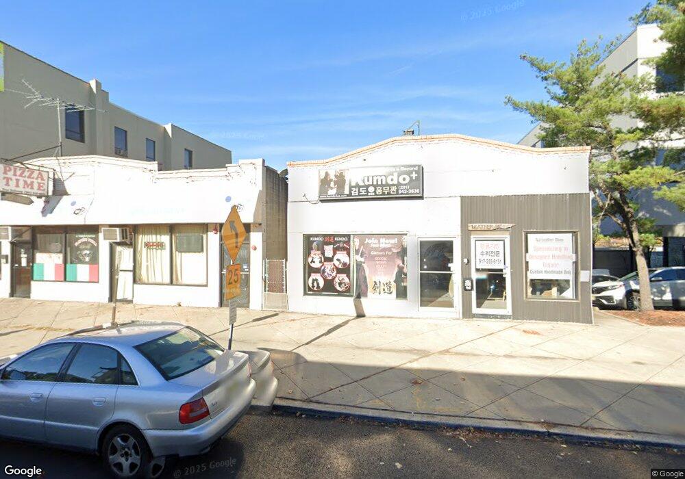 603 Broad Ave, Ridgefield, NJ 07657 - photo 1