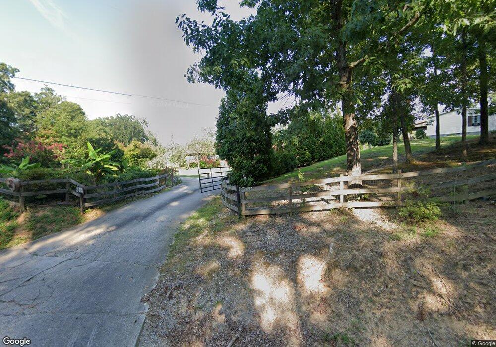 1037 Keith Mill Rd SE, Dalton, GA 30721 - photo 1