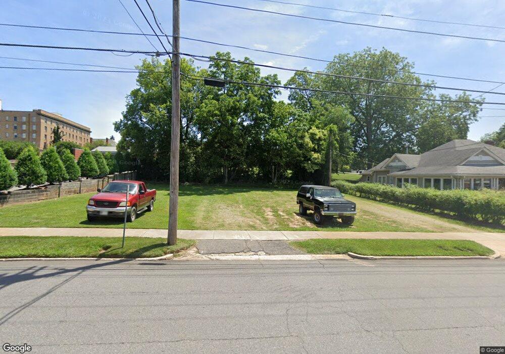 311 S Meeting St, Statesville, NC 28677 - photo 1