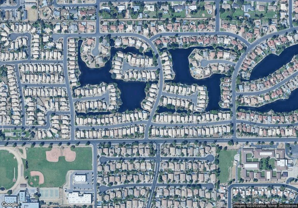 252 S Windstream Place, Chandler, AZ 85225 - photo 1