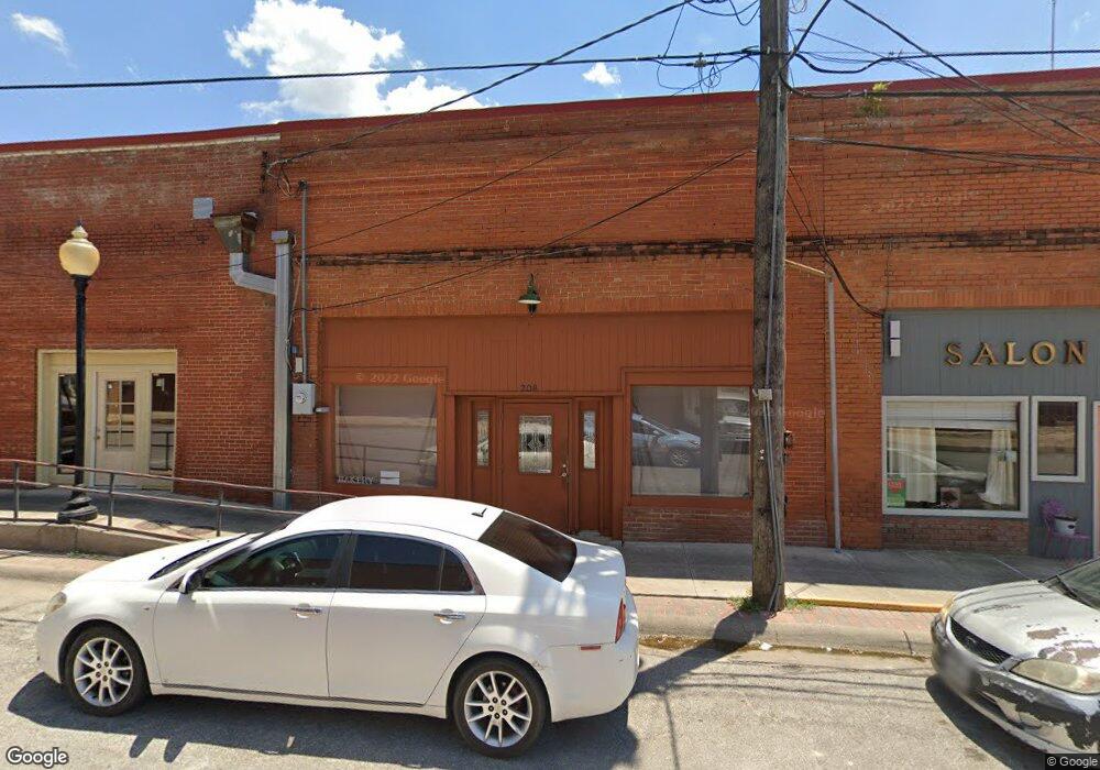 208 W Main St, Gainesville, TX 76240 - photo 1