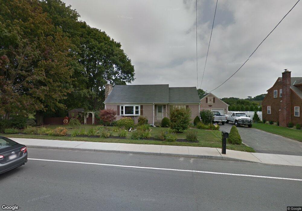 28 Slocum Rd, North Dartmouth, MA 02747 - photo 1