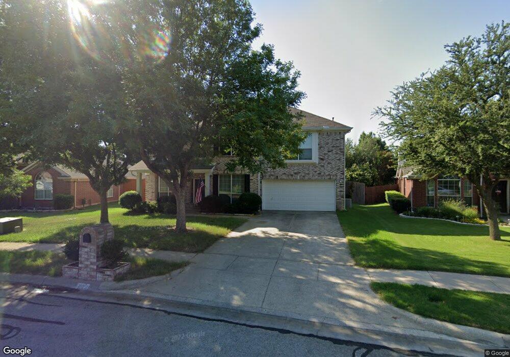 924 Circle View Ln, Denton, TX 76210 - photo 1