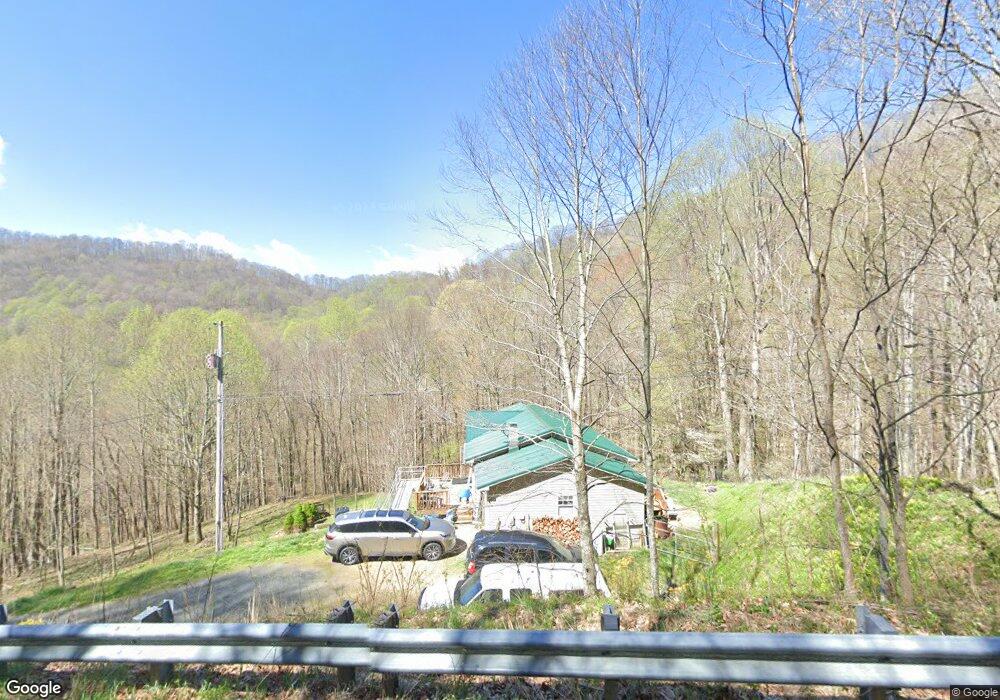 2845 Scronce Creek Rd, Burnsville, NC 28714 - photo 1