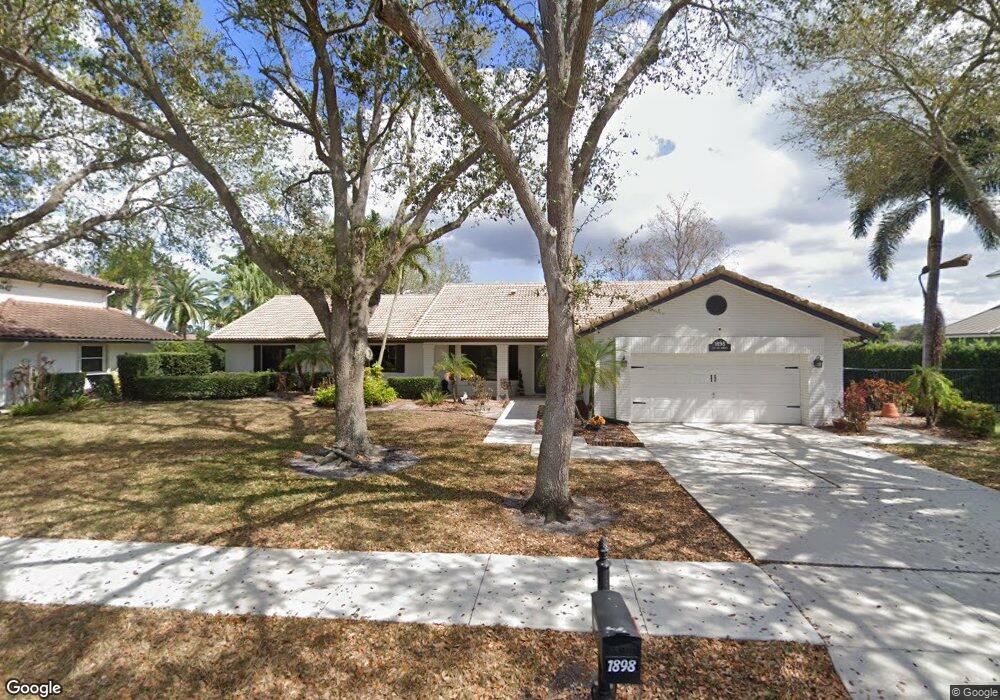 1898 SW 105th Ave, Davie, FL 33324 - photo 1