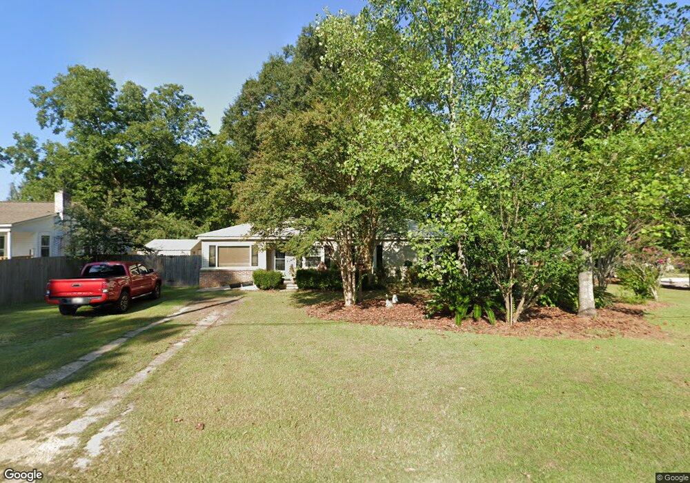 1710 S Alice St, Dothan, AL 36301 - photo 1