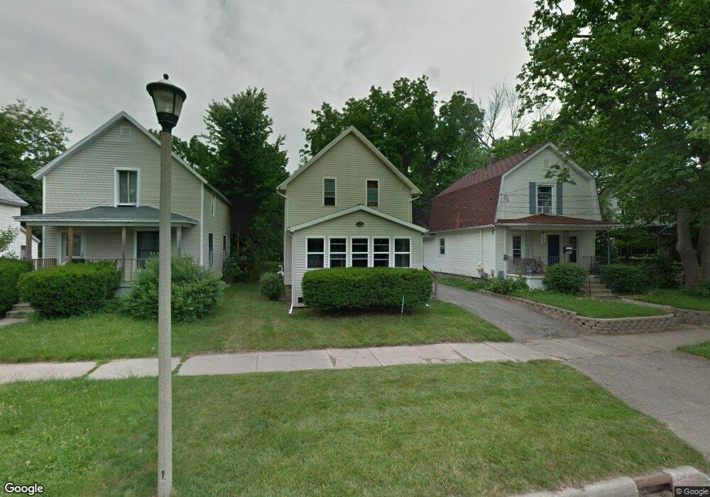 1132 W Lenawee St, Lansing, MI 48915 - photo 1
