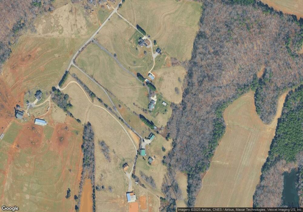 205 Hallmark Rd, Statesville, NC 28625 - photo 1