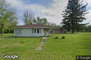 222 E 5th St, Matthews, IN 46957