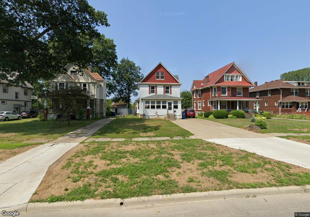 2045 E 31st St, Lorain, OH 44055 - photo 1