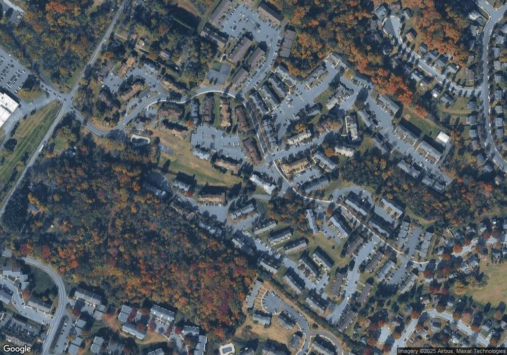 34-1 Wister Way, Reading, PA 19606 - photo 1