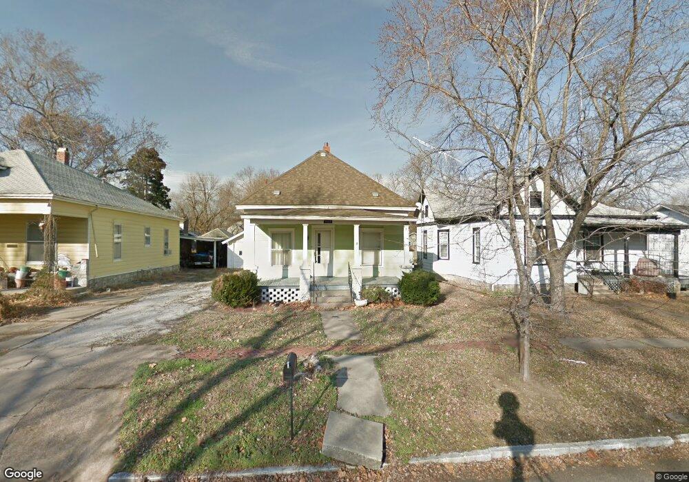 1419 Dirr Ave, Parsons, KS 67357 - photo 1