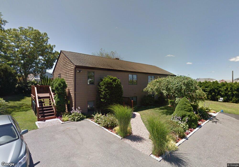 59 Mixter St, Middletown, RI 02842 - photo 1