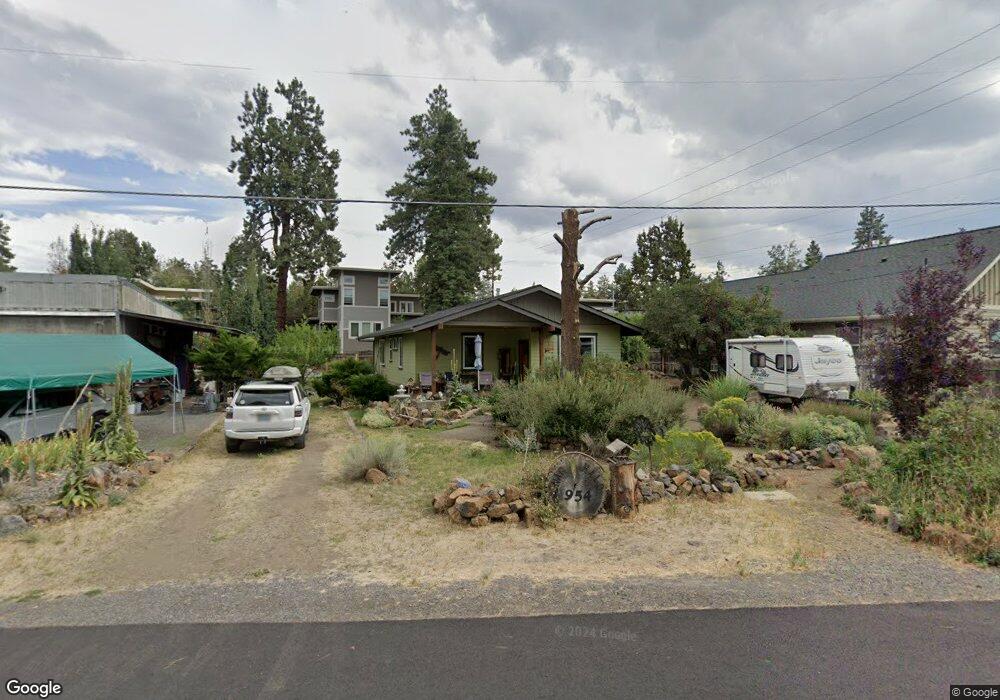 954 SW Sisemore St, Bend, OR 97702 - photo 1