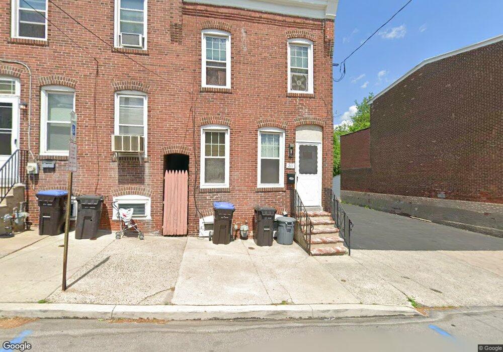 209 E Penn St, Norristown, PA 19401 - photo 1