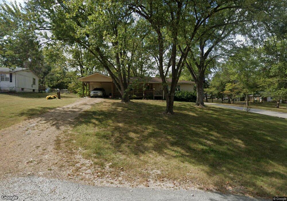101 Elm St, Windsor, MO 65360 - photo 1