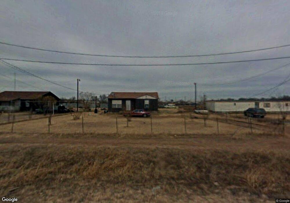 1205 E 31st St, Plainview, TX 79072 - photo 1