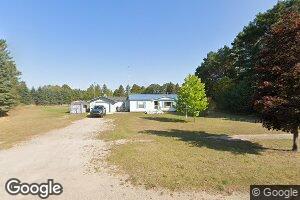 6067 State St, Pellston, MI 49769