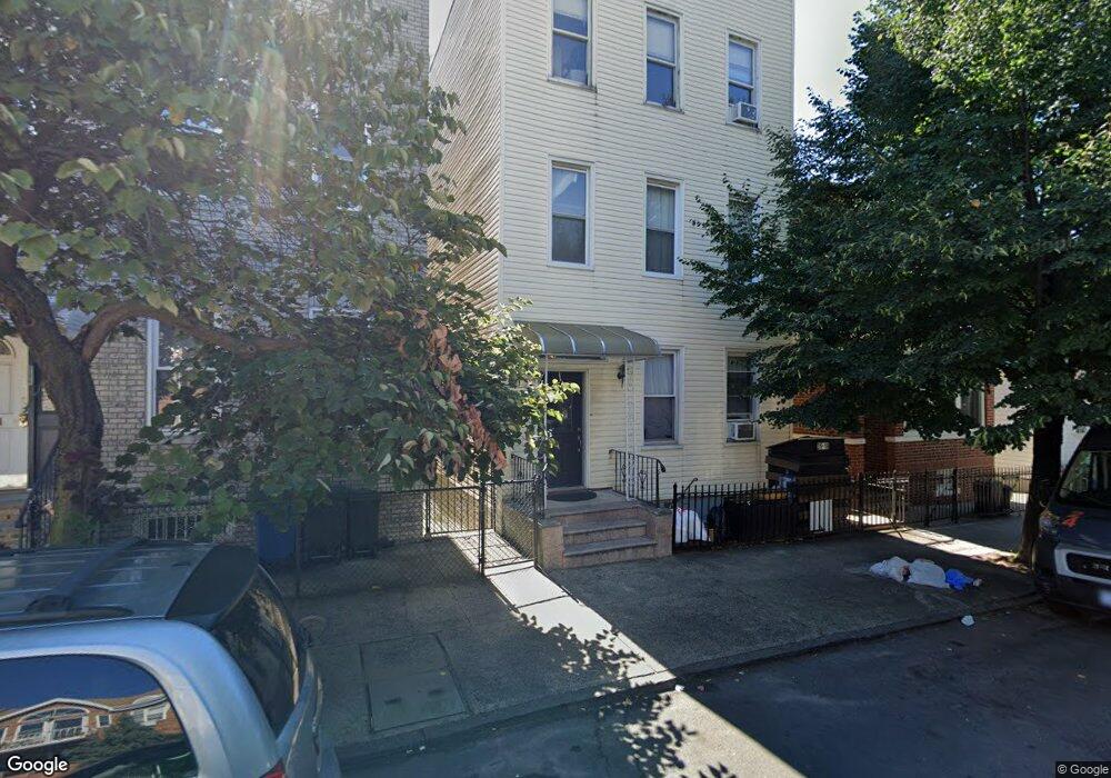 3119 43rd St, Astoria, NY 11103 - photo 1