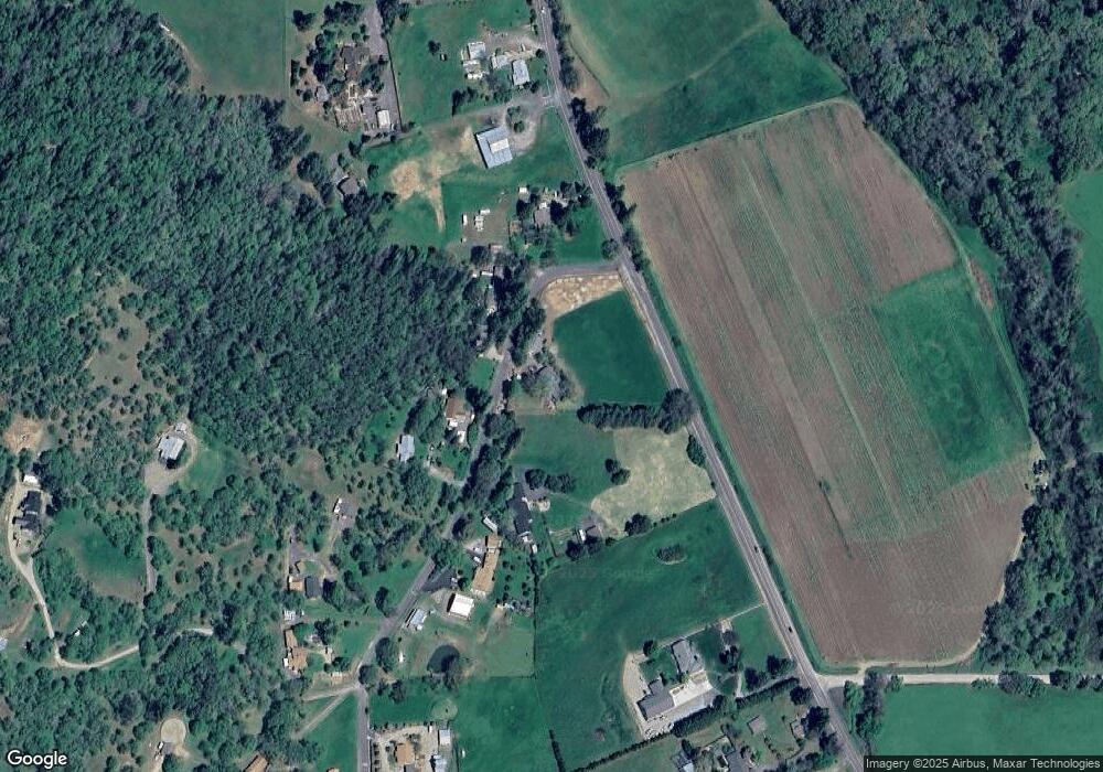 6920 Cypress Dr, Central Point, OR 97502 - photo 1