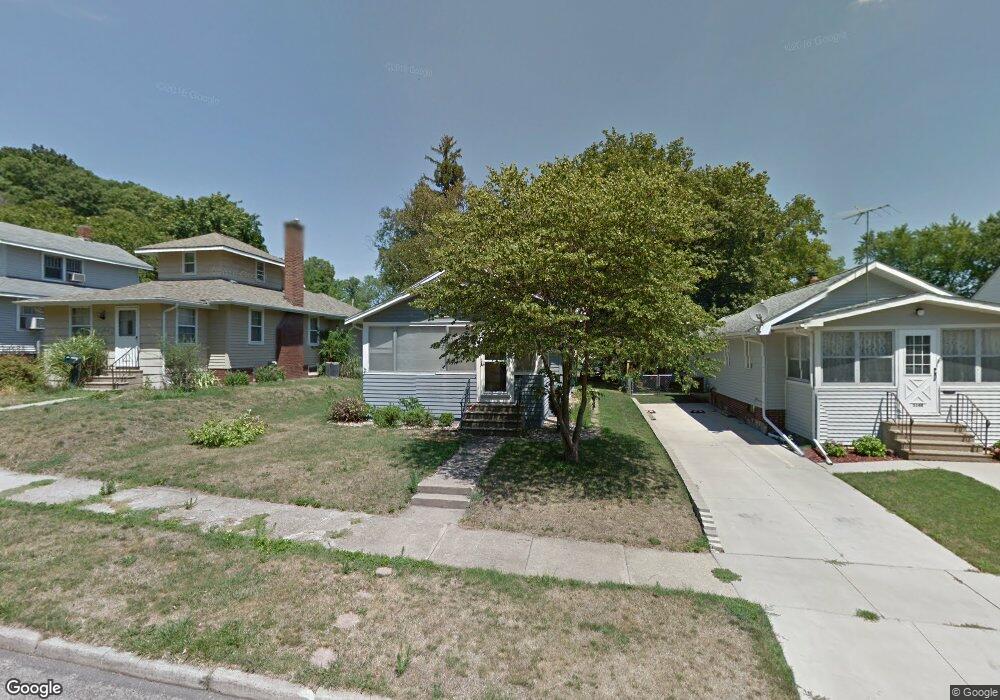 1148 J Ave NW, Cedar Rapids, IA 52405 - photo 1