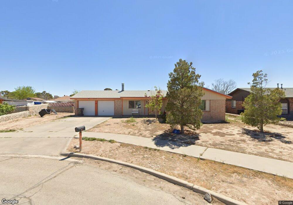 15352 Woodhill Ct, Horizon City, TX 79928 - photo 1