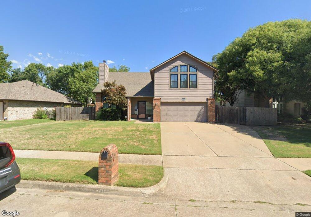 2412 W Twin Oaks St, Broken Arrow, OK 74011 - photo 1
